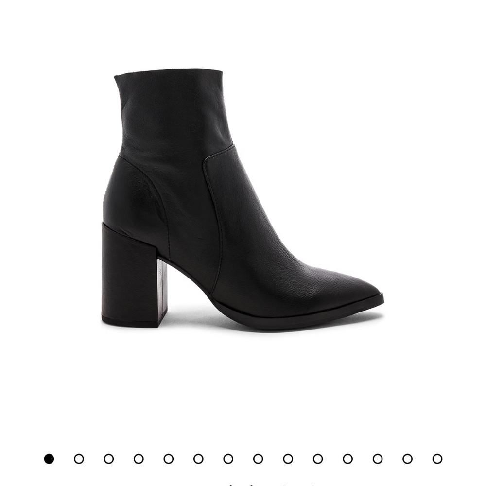 Sleek Black Pointed-Toe Ankle Boots with Chunky Heel